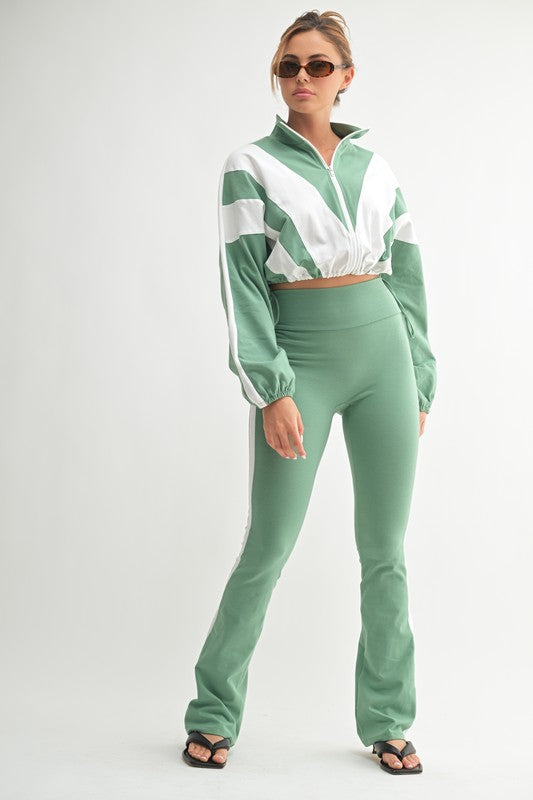 WTP30468 MODEL IS 5'8 AND IS WEARING
